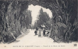 03 Col de la Schlucht tunnel with people