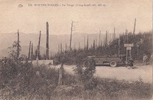 19 Le Linge with car and people