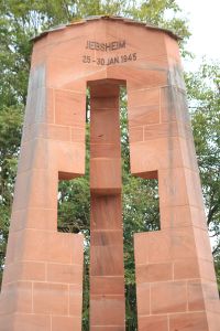 Croix du Moulin close up